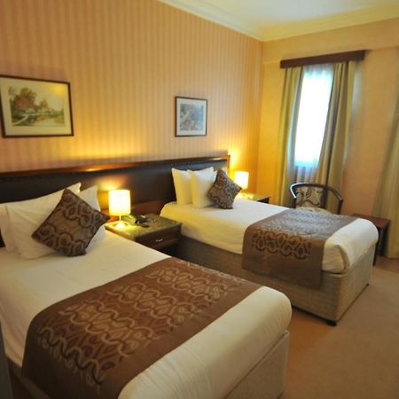 Adela Hotel Istanbul Exteriör bild