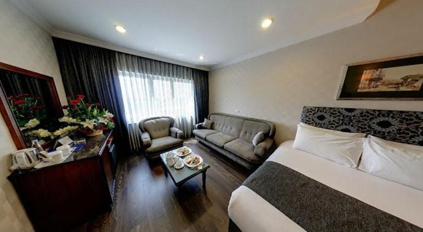 Adela Hotel Istanbul Exteriör bild