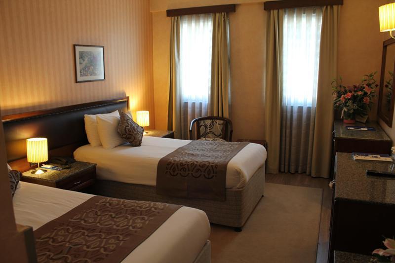 Adela Hotel Istanbul Exteriör bild