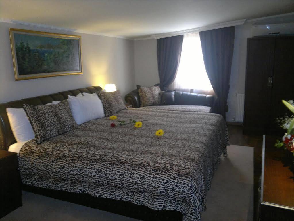 Adela Hotel Istanbul Exteriör bild